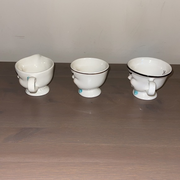 Bailey’s Vintage 1996 Limited Edition China Set - Picture 3 of 7